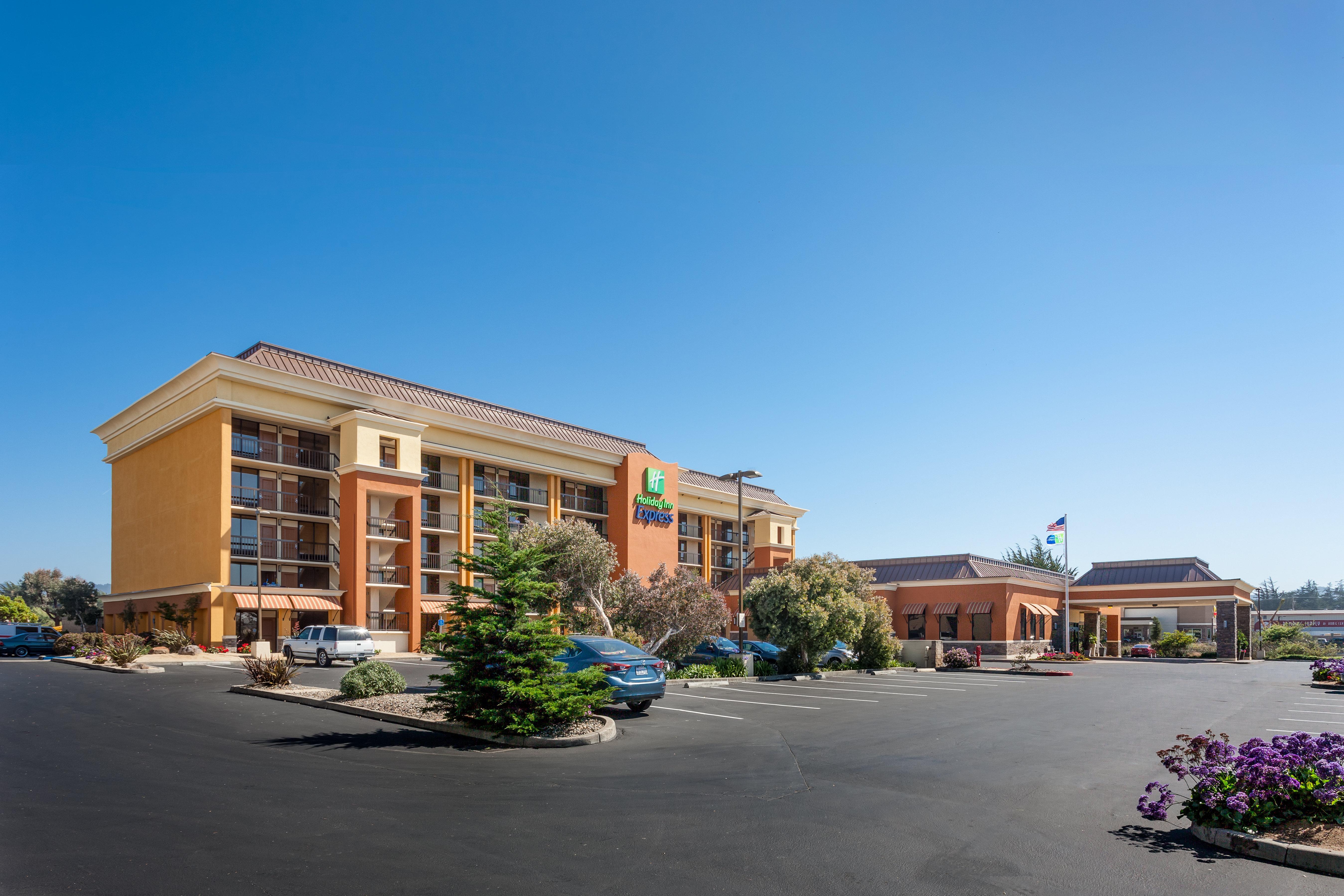 Holiday Inn Express At Monterey Bay By Ihg Seaside Dış mekan fotoğraf