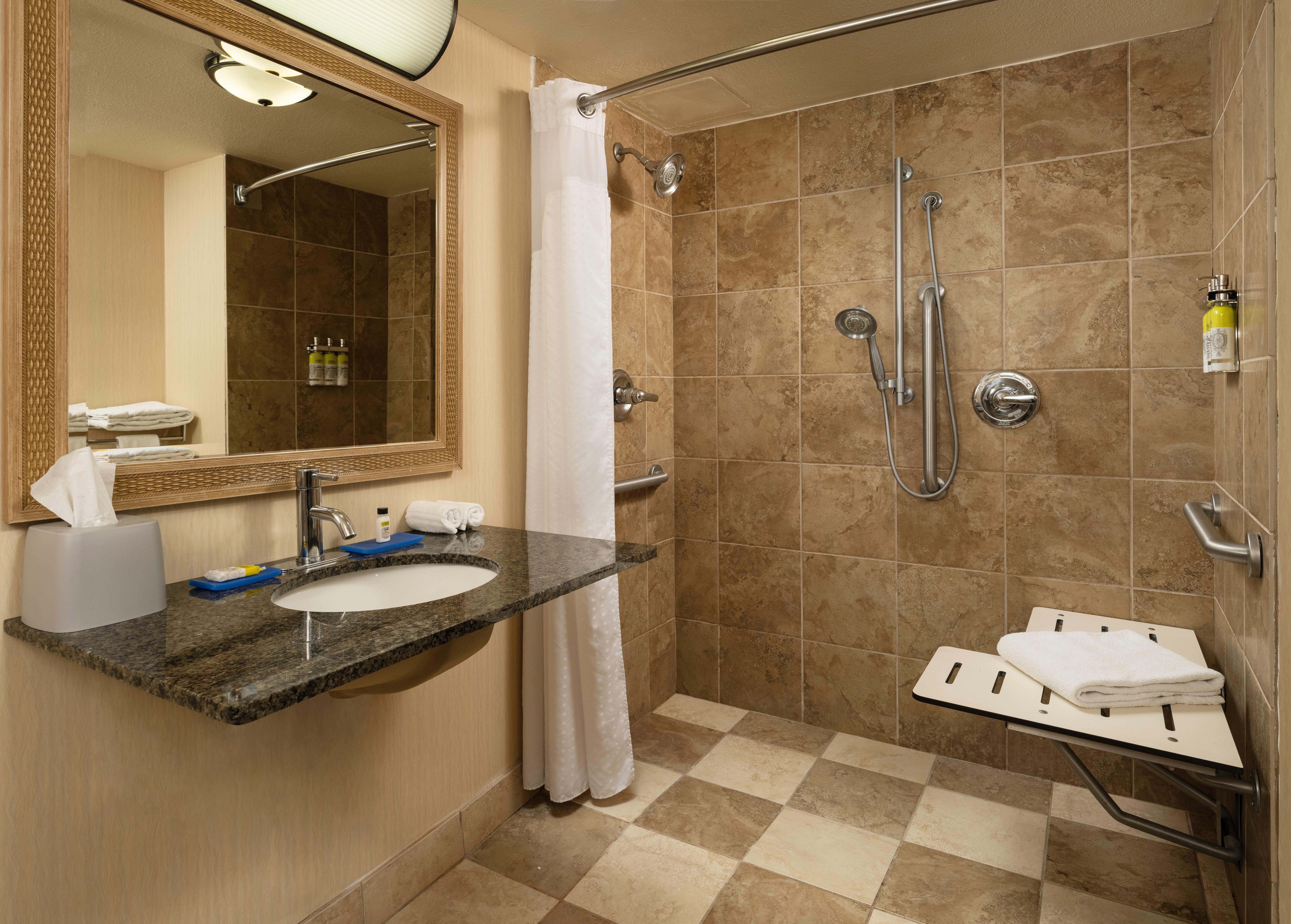 Holiday Inn Express At Monterey Bay By Ihg Seaside Dış mekan fotoğraf